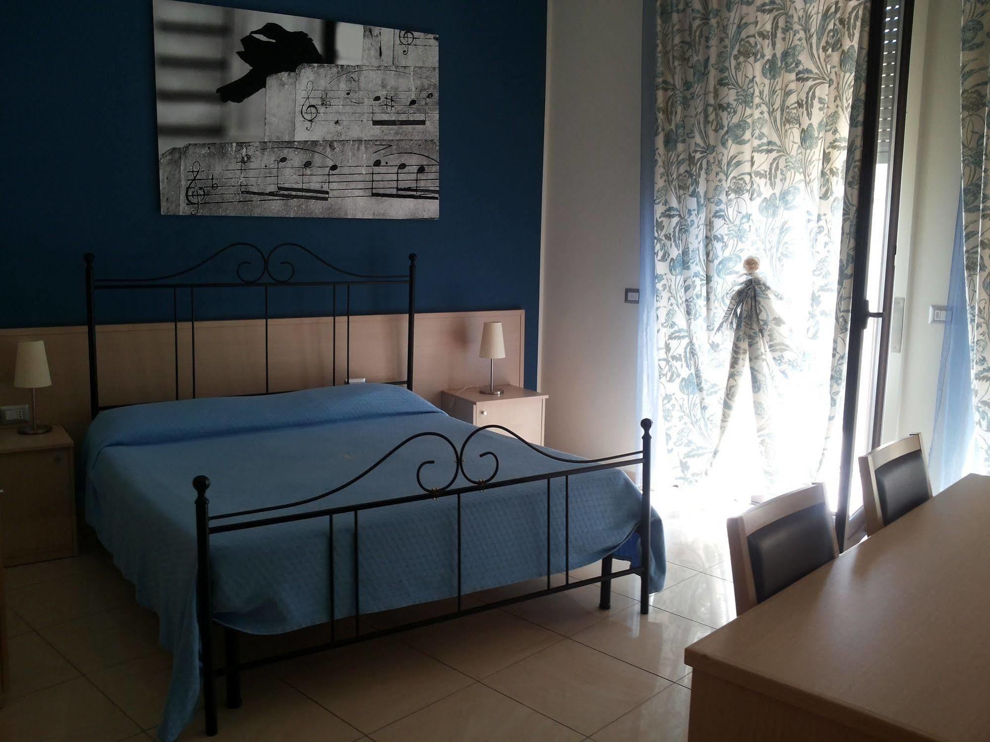 Hotel Residence Empedocle Messina Exterior foto