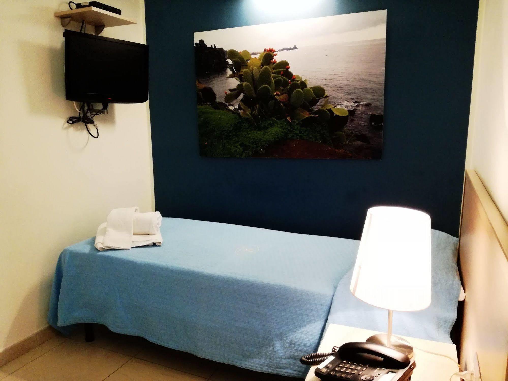 Hotel Residence Empedocle Messina Exterior foto